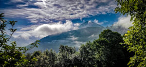 vue magnifique sur les montagnes depuis le site de la Hount